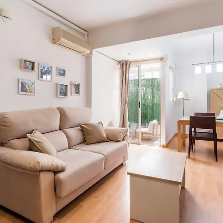 Apartamento Precioso Piso Moderno: Terraza, A/c, Netflix, Wifi Valencia