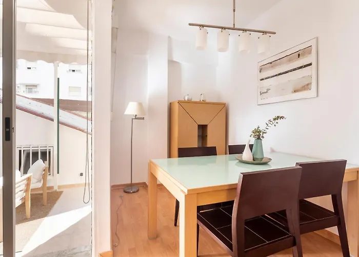 Precioso Piso Moderno: Terraza, A/c, Netflix, Wifi Valencia